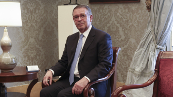 PR exige salvaguarda do princípio da igualdade após reunião com PM