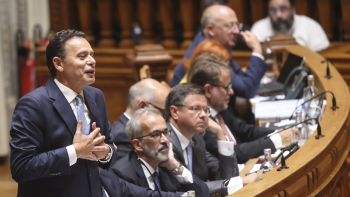 “Não há nenhum caos nos exames em Portugal, lamento dizer”