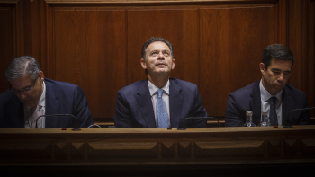 Deputados deixam 17 perguntas ao primeiro-ministro já sem tempo para responder