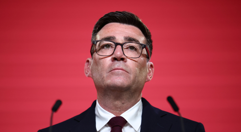 Novo líder trabalhista Andy Burnham assume hoje chefia do Governo britânico