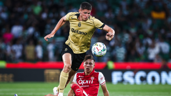 Sporting derrota Mónaco e apresenta-se com conquista do Troféu Cinco Violinos