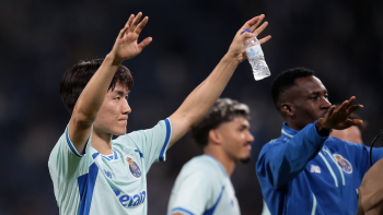 FC Porto bate Aston Villa em apresentação aos sócios no Dragão