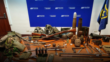 Homem de 57 anos detido com armamento e material militar em casa