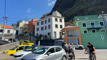 Projeto cromático do Paul do Mar vai custar cerca de um milhão de euros (vídeo)