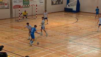 CDEFF organiza torneio de futsal (vídeo)