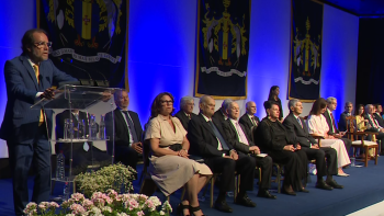Governo Regional entregou insígnias autonómicas a 11 personalidades (áudio)