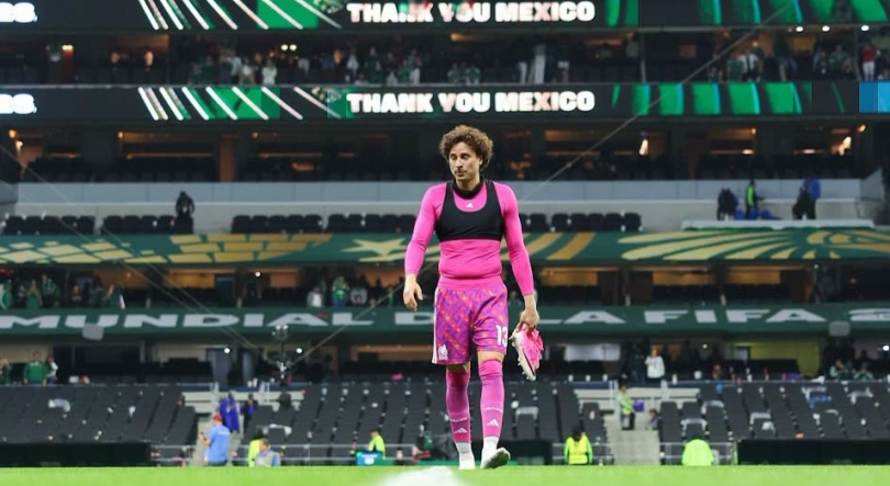 Ochoa pendura luvas aos 41 anos