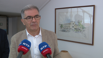 PCP diz que a obra do hospital foi “fatiada para satisfazer clientelas” (vídeo)