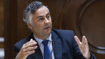 “Governo não tem relatório nenhum” sobre teste piloto do exame de Filosofia