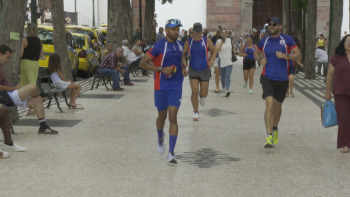 Cerca de 50 atletas vão fazer a volta à Madeira a correr (vídeo)
