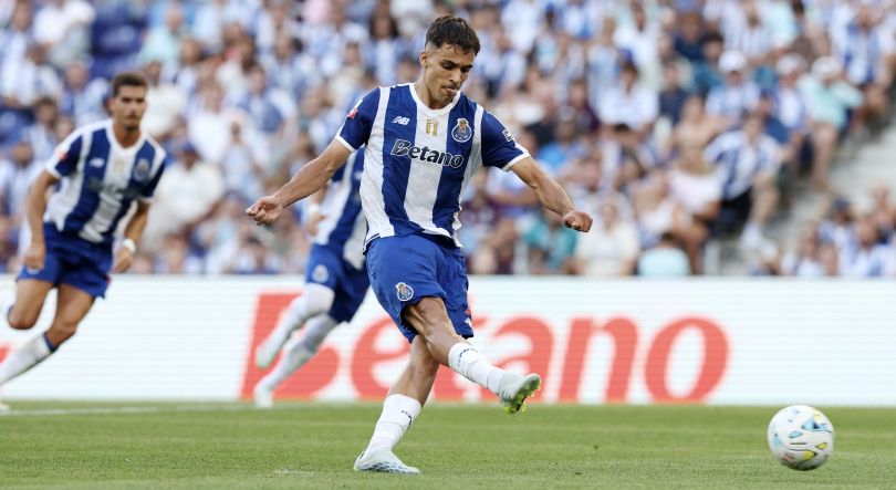FC Porto inicia defesa do título com triunfo por 2-0 sobre o Alverca