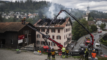 MNE confirma morte de portuguesa em incêndio num restaurante na Suíça