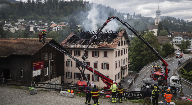 MNE confirma morte de portuguesa em incêndio num restaurante na Suíça