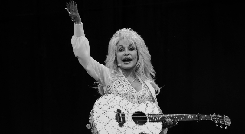 Cantora e compositora norte-americana Dolly Parton morre aos 80 anos
