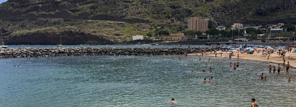 Praia da Banda D’ Além novamente interdita a banhos
