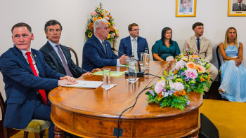 Presidente de São Vicente promete investimento na rede de água (vídeo)