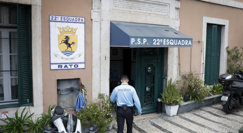 Ministério Público tem mais seis meses para investigar tortura na esquadra do Rato