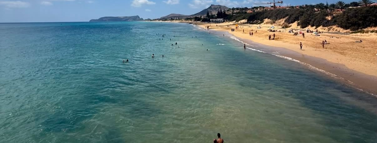 Mancha de cimento misturada com água levou ao encerramento da praia (áudio)