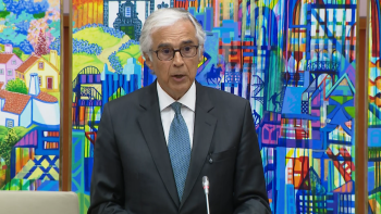Aguiar-Branco pede nova lei das finanças regionais (vídeo)