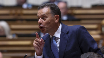 Moção apresentada pelo Chega rejeitada com abstenção do PS