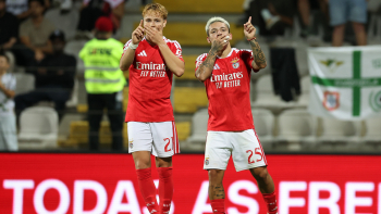 Benfica conquista ante Moreirense 4.º triunfo e sobe ao 2.º lugar