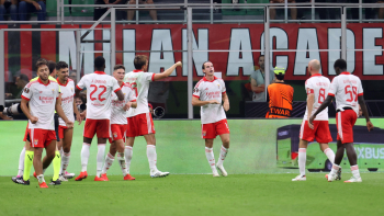 Benfica vence AC Milan pela primeira vez