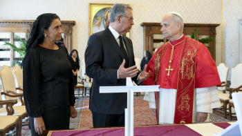 Presidente da República foi recebido no Vaticano pelo Papa (vídeo)