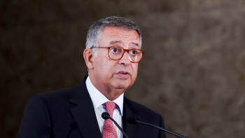 Seguro pede modelo de apoio à comunicação social consensual e estável