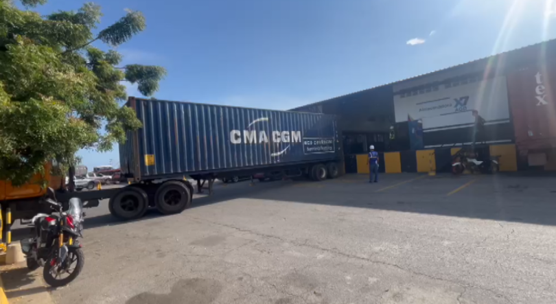 Ajuda humanitária que Portugal enviou para a Venezuela já entrou no armazém