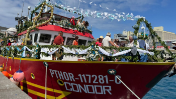 Milhares de devotos vão em busca de NS da Piedade (vídeo)