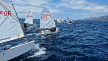 Colombos Cup leva ao Porto Santo jovens velejadores da Madeira, Açores e Canárias