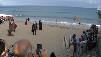 Ondulação obrigou a desembarque sem Nau Santa Maria (vídeo)