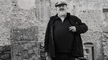 Escritor e jornalista José Viale Moutinho morre aos 81 anos