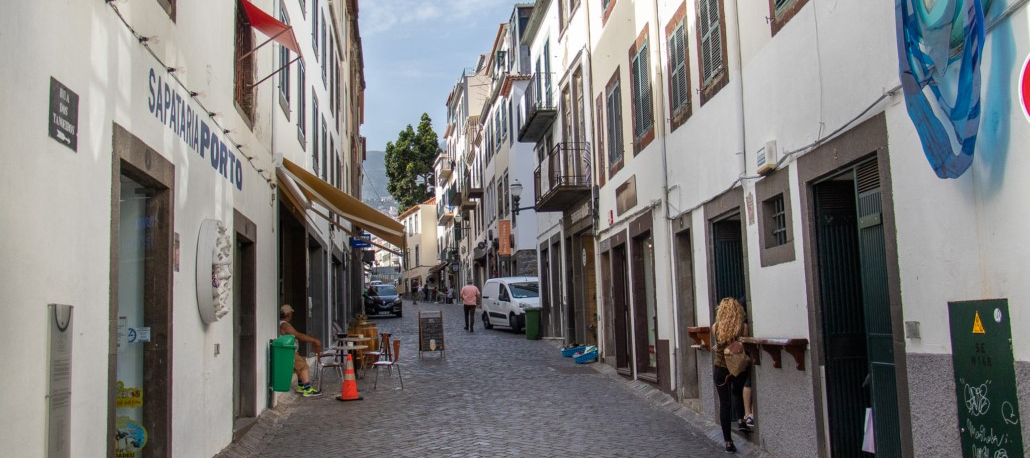 Rua dos Tanoeiros deverá ser apenas uma via pedonal (áudio)