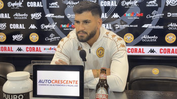 Zé Vítor reconhece a dureza da derrota na estreia do novo treinador (vídeo)
