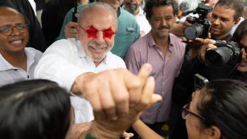 Lula da Silva reeleito para quarto mandato no Brasil