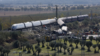 Choque entre comboios causa 68 mortos em Espanha
