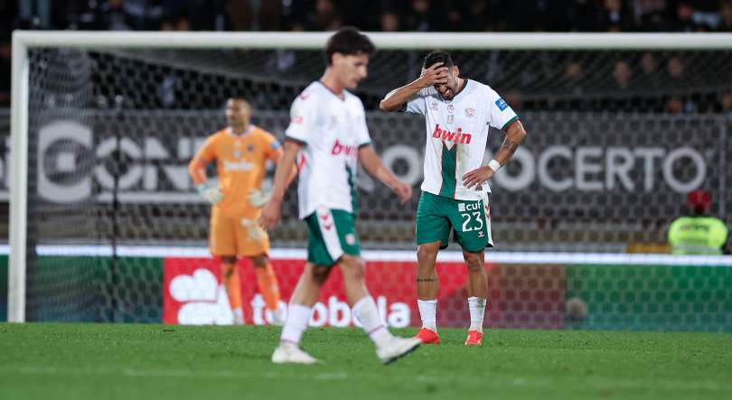 Marítimo sai goleado de Guimarães