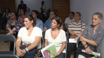 Trabalhadores do setor social denunciam baixos salários (vídeo)